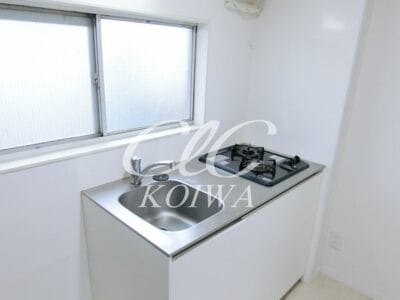 2K Apt on Top Floor in KOIWA F73 000
