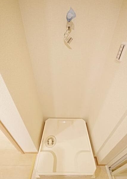 1R Corner Room Apt in Okurayama W17 002