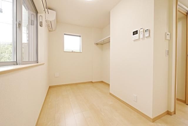 1R Corner Room Apt in Okurayama W17 002