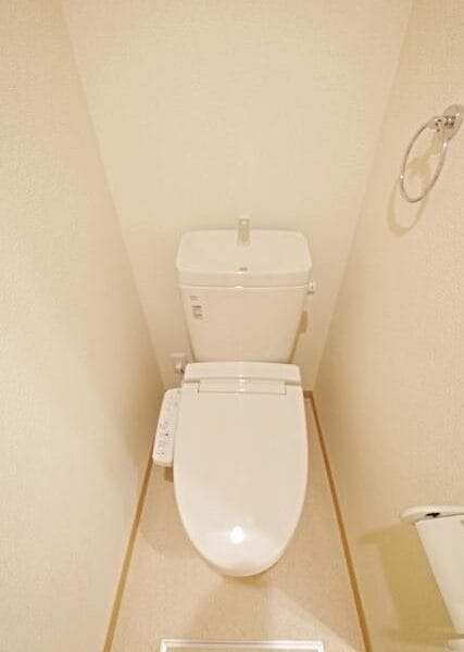 1R Corner Room Apt in Okurayama W17 002