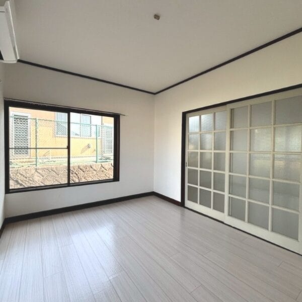 1DK Corner Room Apt in Myorenji W89 001