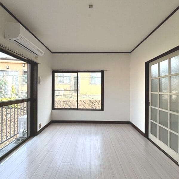 1DK Corner Room Apt in Myorenji W89 001
