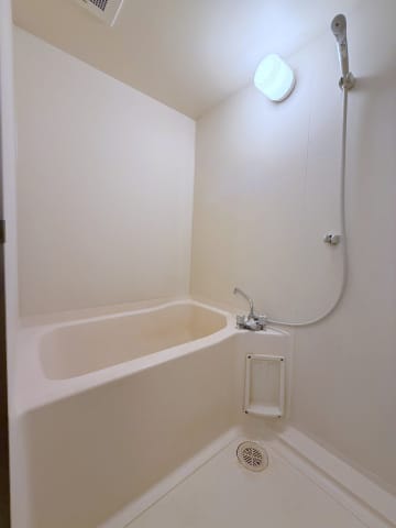 3DK Apt with Car Parking in Miyazakidai W94 101