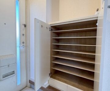 3DK Apt with Car Parking in Miyazakidai W94 101