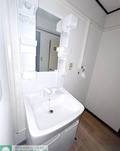 3DK Cat OK APT in Hagiyama F77 101