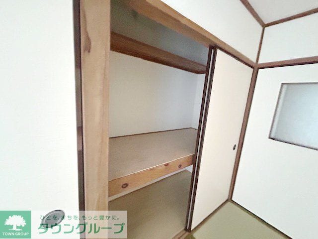 3DK Cat OK APT in Hagiyama F77 101