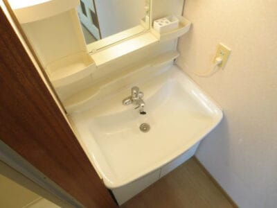 2DK APT with Separate BT in ShinKoiwa W87 105