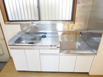 2DK APT with Separate BT in ShinKoiwa W87 105