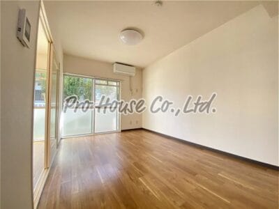 3DK Corner Room Apt in Hanakoganei R87 001