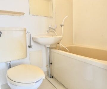 1DK Corner Room APT in Hiyoshi F88 001