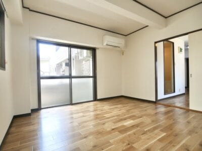 1DK Corner Room APT in Hiyoshi F88 001