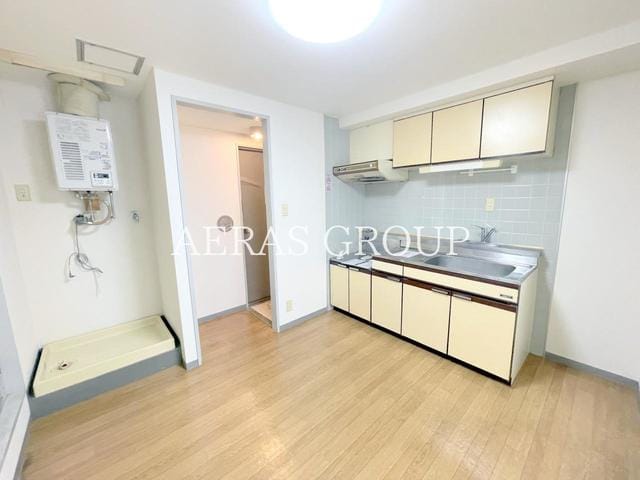 2DK Apt with Separate BT in IzumiTaiikukan F87 001