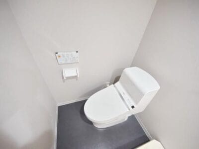 1K Apt with FREE Internet in HigashiMiyahara W17 001