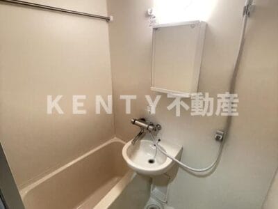 1K Apt Close to Station in NishiMagome R03 005