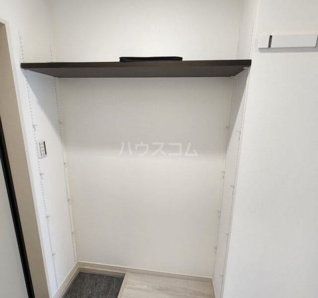 1K Apt Close to Station in Owada W24 101