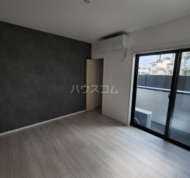 1K Apt Close to Station in Owada W24 101