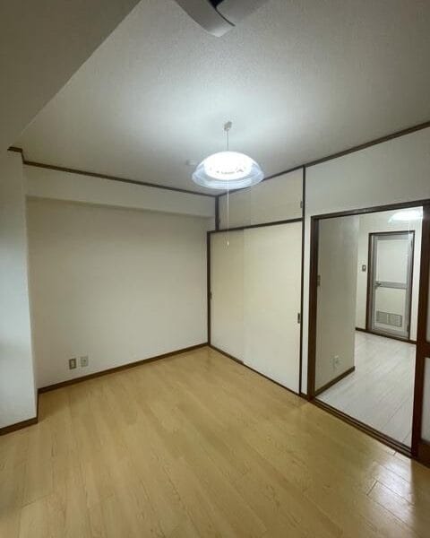 1DK Apt Close to Station in Meidaimae R63 000