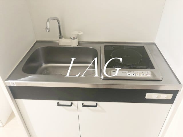 1K Apt with Separate BT in Hatsudai W21 001