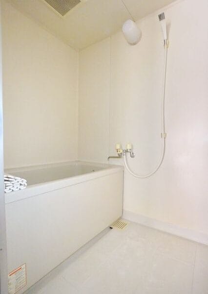 2DK Apt with Separate BT in AZAMINO R75 001