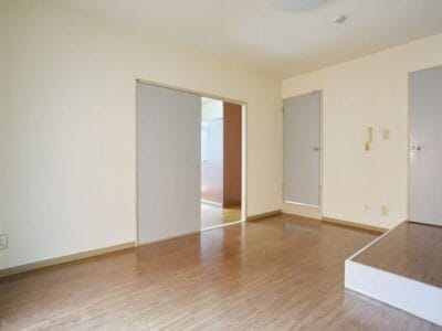 2DK Apt with Separate BT in AZAMINO R75 001