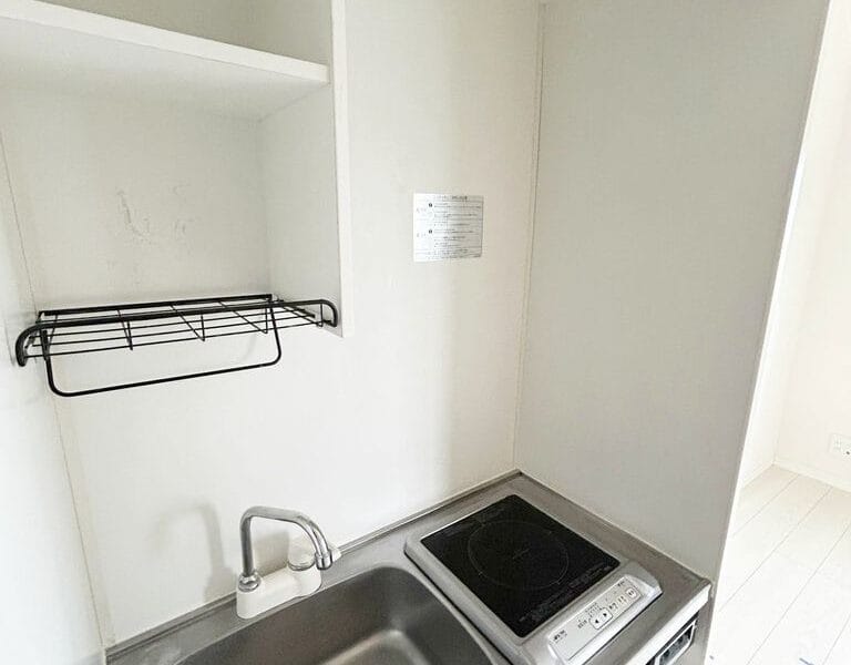 1R Loft Apt in Myorenji W15 001