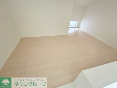 1R Loft Apt in Myorenji W15 001