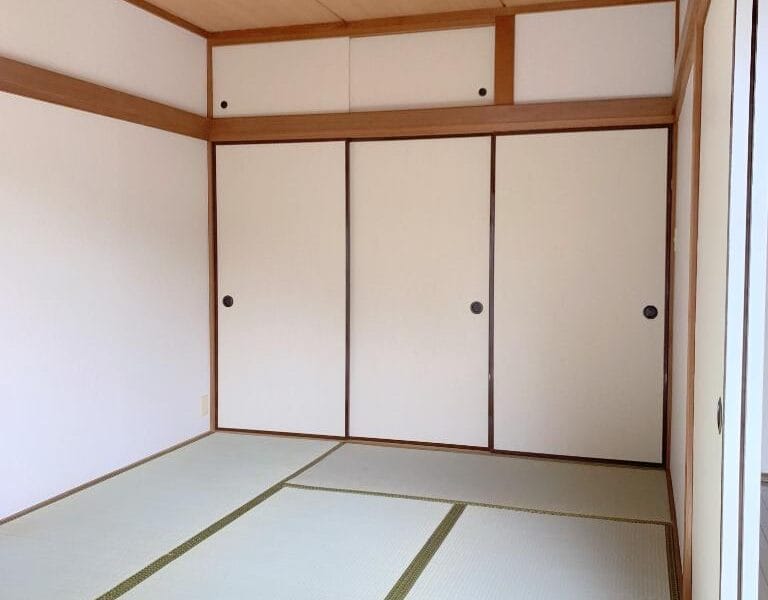 2DK Loft Apt in Tanashi W92 001