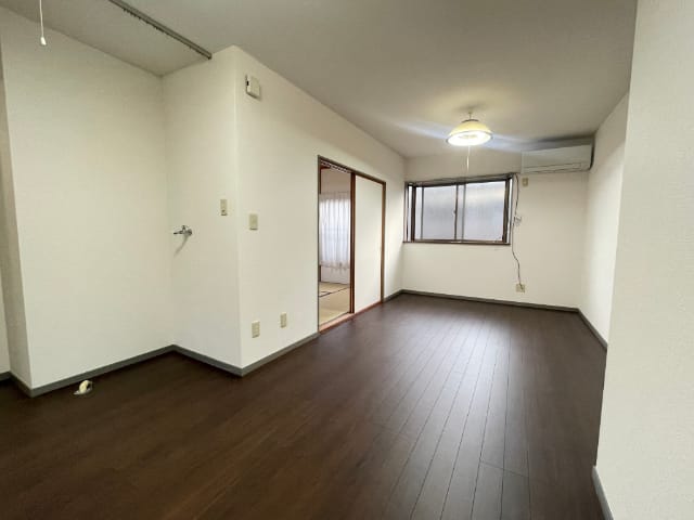 1LDK Pet OK Apt in Shibasaki W95 101