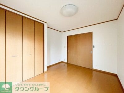 1DK Corner Room Apt in Sengawa W75 101