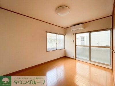 1DK Corner Room Apt in Sengawa W75 101