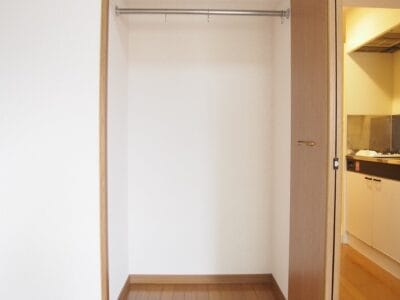 1K Apt Close to Station in ShinNakano R01 010