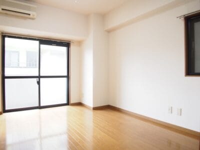 1K Apt Close to Station in ShinNakano R01 010