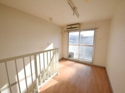 1DK Maisonette Apt in Chofu R04 100
