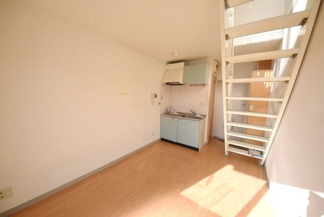 1DK Maisonette Apt in Chofu R04 100