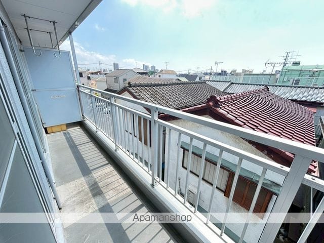 2DK Apt on Top Floor in Shinozaki F96 101