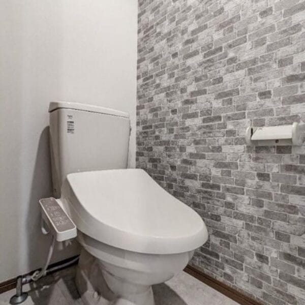 1K Student OK Apt in NishiOmiya W23 001