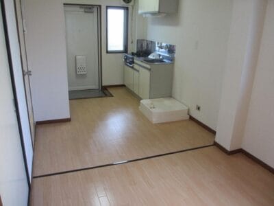 1DK Apt with Separate BT in KamiKitazawa F81 101