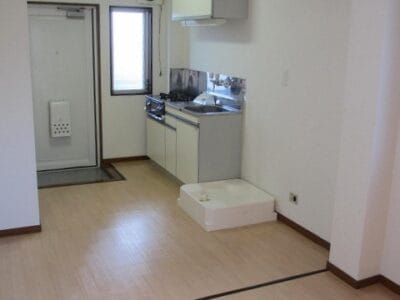 1DK Apt with Separate BT in KamiKitazawa F81 101