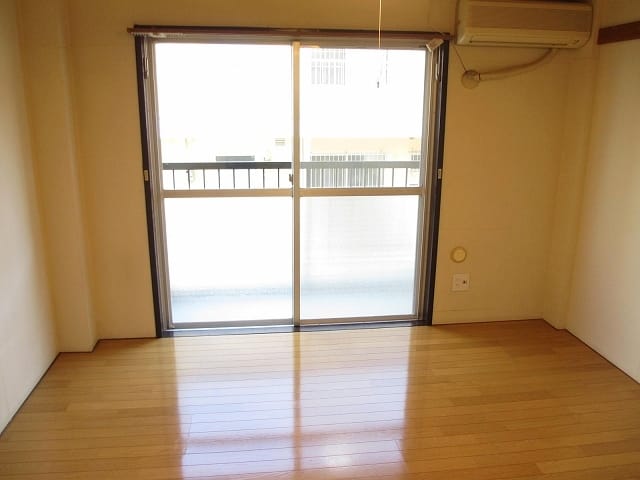 1DK Apt with Separate BT in KamiKitazawa F81 101