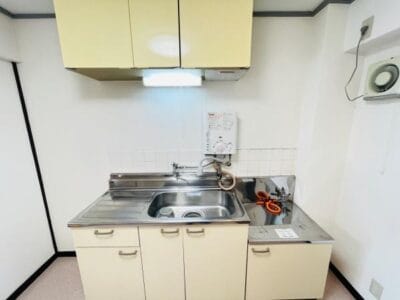 1DK Apt with Separate BT in Honancho R74 105