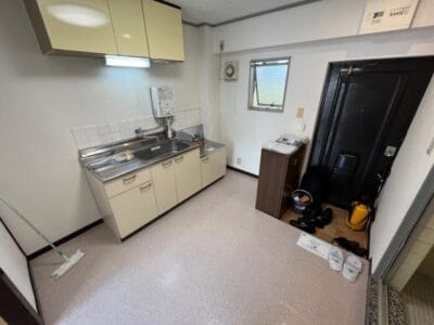 1DK Apt with Separate BT in Honancho R74 105