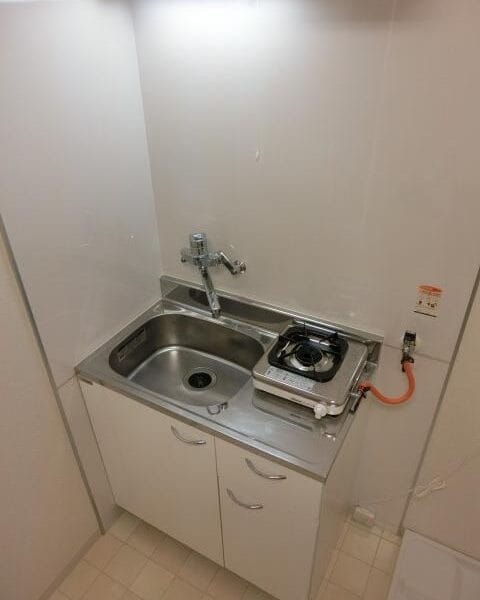 2K Apt on Top Floor in Shinozaki W91 101