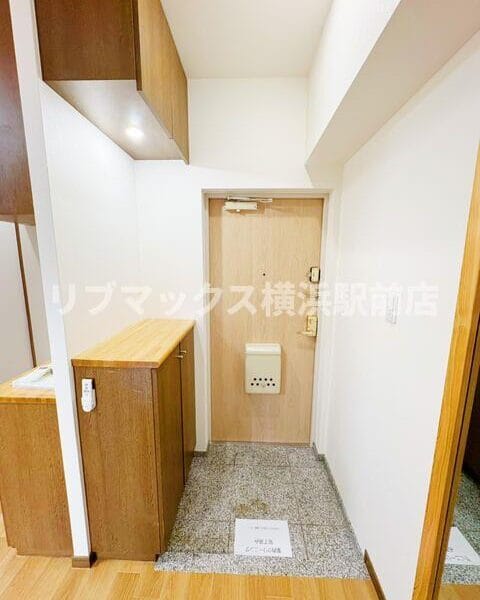 1DK Corner Room Apt in KANAGAWA S97 011