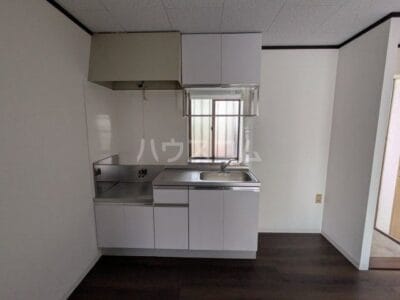 2DK Yurigaoka NOKey$ CornerRoom F89105