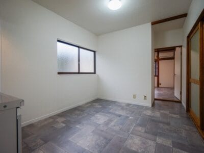 2DK Apt on Top Floor in Matsudo W89 101