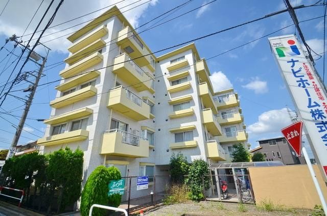 2DK Corner Room Apt in Yono R88 101