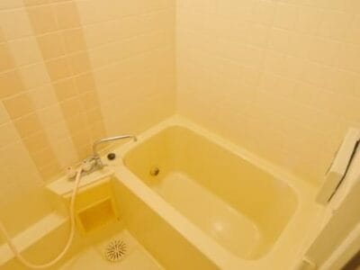 2DK Corner Room Apt in Yono R88 101