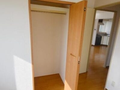 2DK Corner Room Apt in Yono R88 101