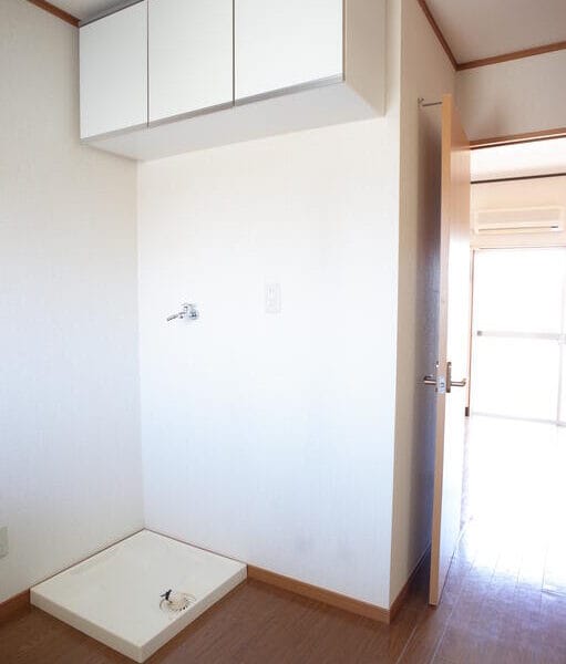 1K Apt on Top Floor in Kitami W86 1017