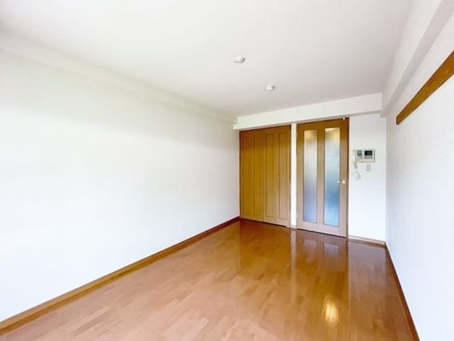 1K Student OK Apt in Kitami R05 011